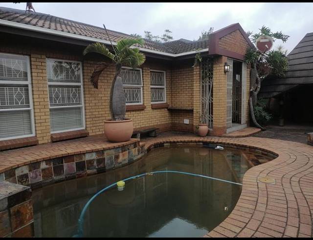 3 BEDROOM TOWNHOUSE FOR SALE IN ARBORETUM